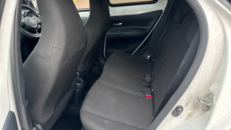Toyota Aygo X 1.0 VVT-i Edge 5dr Petrol Hatchback